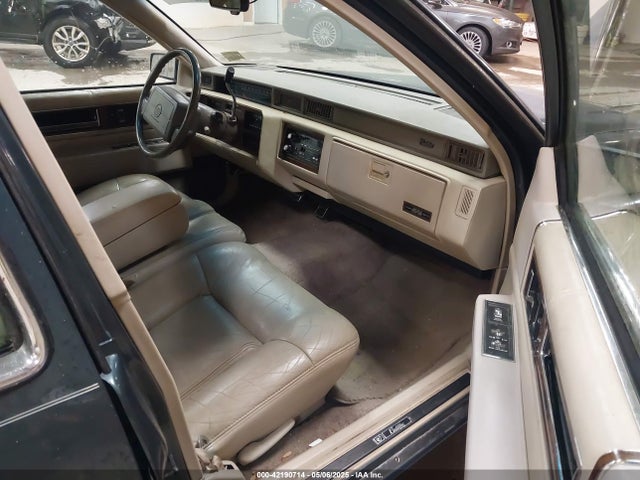 1992 CADILLAC DEVILLE 1G6CD53B2N4227608 Photo 4