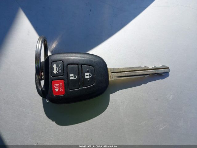 5YFBURHE6EP001765 Toyota Corolla Le Plus