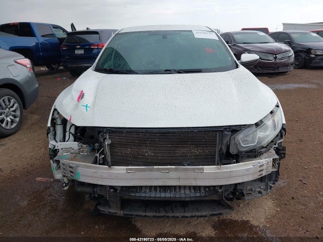 SHHFK7H22HU213627 Honda Civic Lx