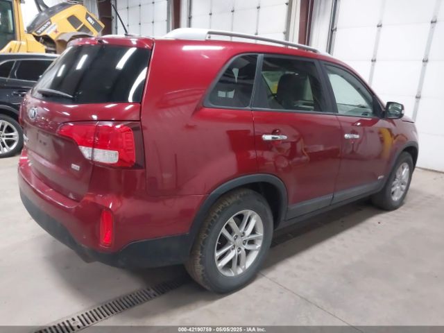 5XYKTCA65FG631995 KIA SORENTO LX