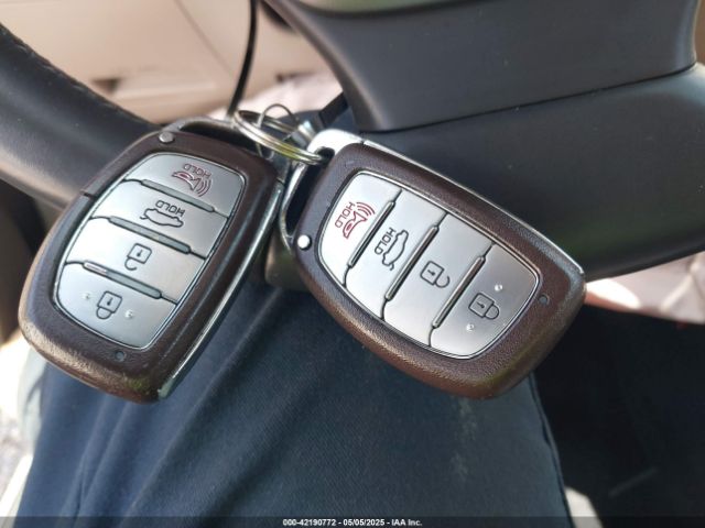 5NPD84LF1JH261014 Hyundai Elantra Value Edition