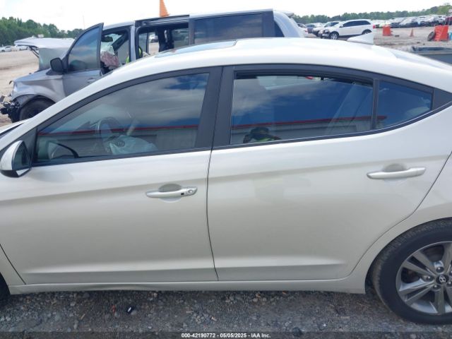 5NPD84LF1JH261014 Hyundai Elantra Value Edition