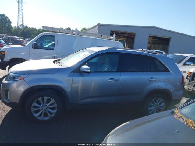 5XYKU4A79FG628142 KIA Sorento Ex V6
