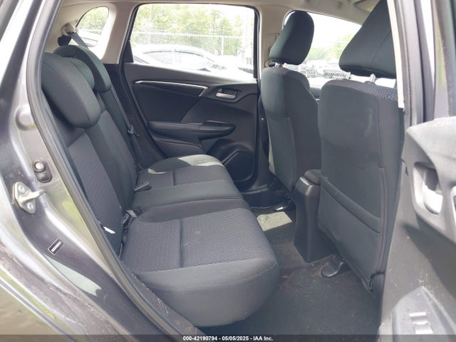 3HGGK5H42KM748117 Honda FIT LX