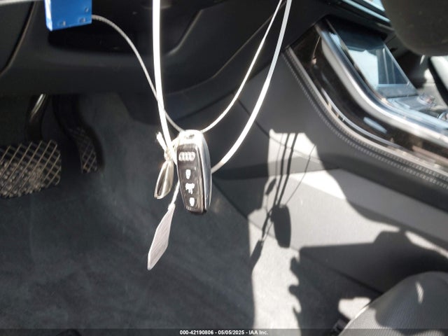 2022 AUDI Q8 WA1EVBF16ND007905 Photo 10