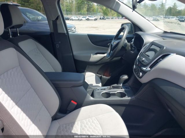 3GNAXSEV1KS656601 Chevrolet EQUINOX LS