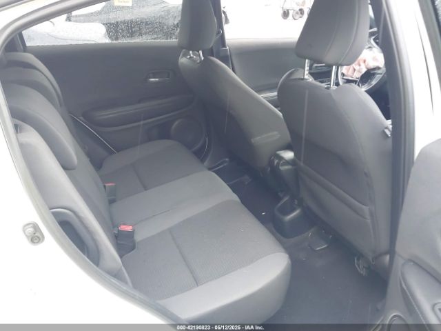 3CZRU5H13NM726889 Honda Hr-v 2wd Sport