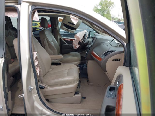 2015 CHRYSLER TOWN & COUNTRY 2C4RC1BG1FR740265 Photo 4