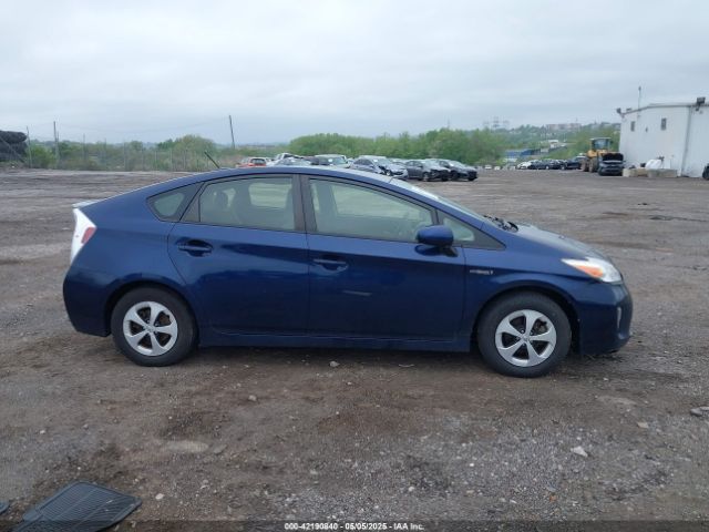 JTDKN3DU8F0408862 Toyota Prius Three