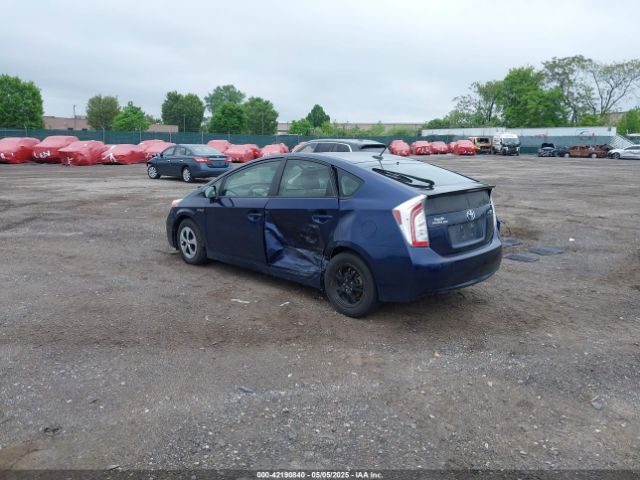 JTDKN3DU8F0408862 Toyota Prius Three