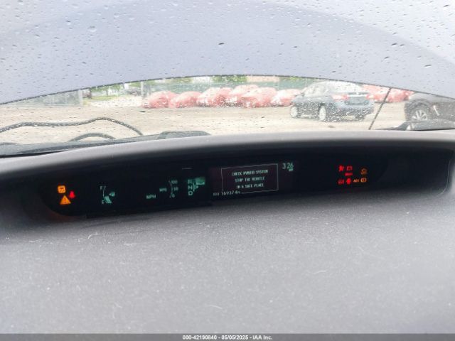 JTDKN3DU8F0408862 Toyota Prius Three