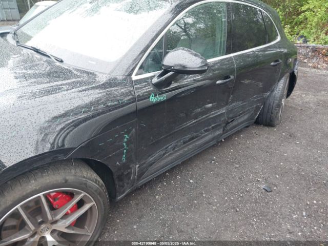 WP1AG2A54NLB23505 Porsche MACAN S