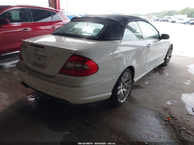 2008 MERCEDES-BENZ CLK 550 WDBTK72F18T099213 Photo 3