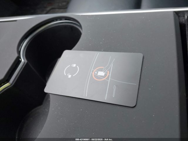 5YJ3E1EB6KF432742 Tesla Model 3 Long Range/performance
