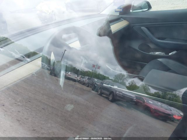 5YJ3E1EB6KF432742 Tesla Model 3 Long Range/performance