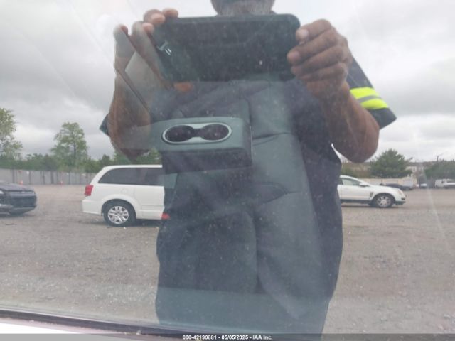 5YJ3E1EB6KF432742 Tesla Model 3 Long Range/performance