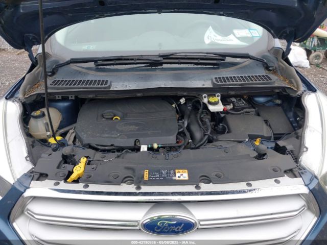 1FMCU9GD4JUA68645 Ford ESCAPE SE