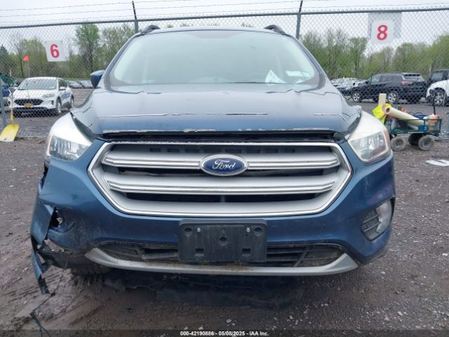 1FMCU9GD4JUA68645 Ford ESCAPE SE