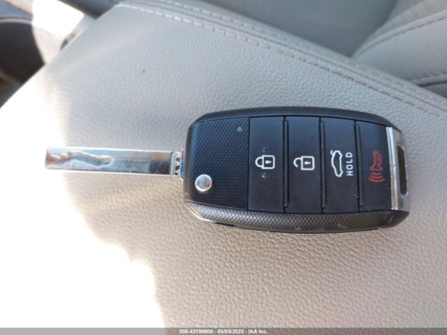 5XXGT4L31HG169408 KIA Optima Lx