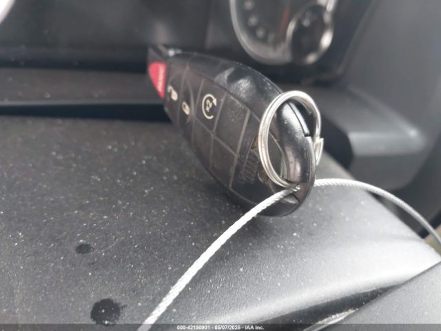 2017 RAM 1500 3C6RR7LT2HG637806 Photo 10