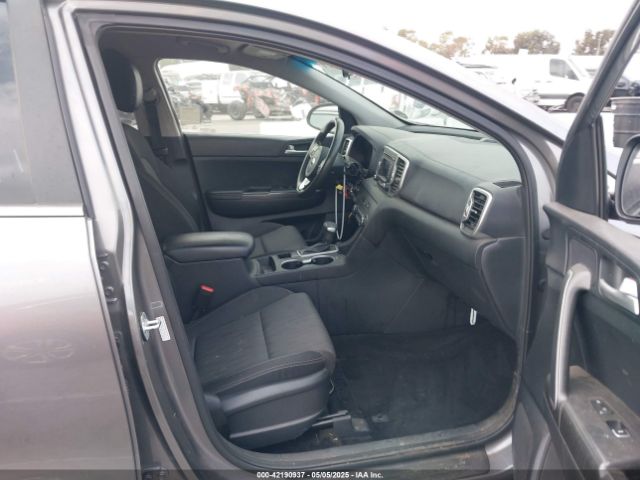 KNDPM3AC6K7545613 KIA Sportage Lx