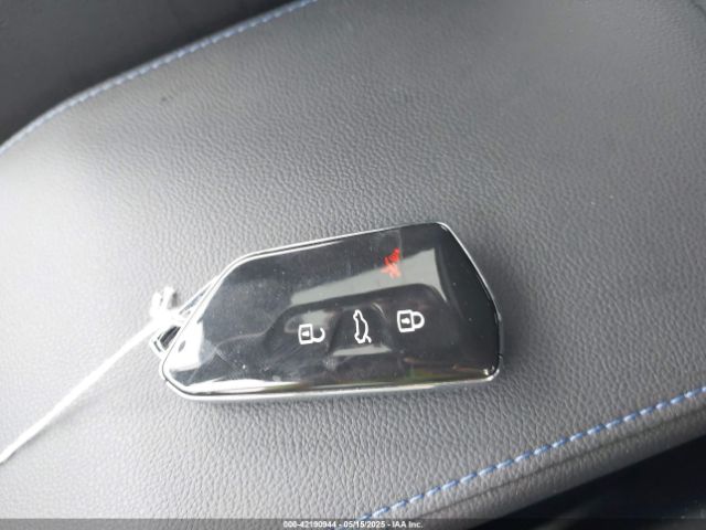 2024 VOLKSWAGEN GOLF R WVWFB7CD8RW225160 Photo 10