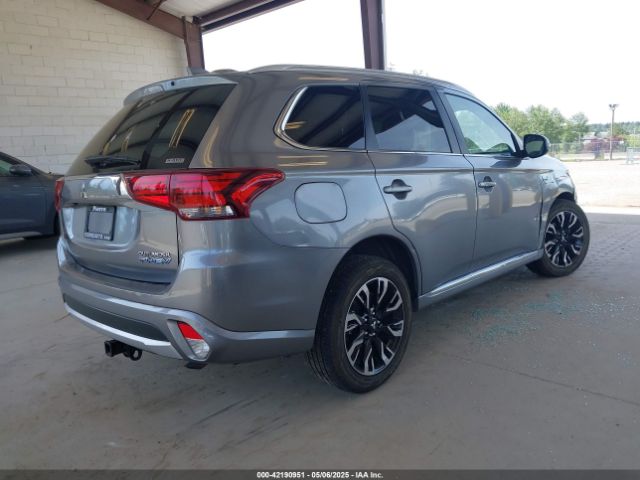 2018 MITSUBISHI OUTLANDER PHEV JA4J24A54JZ030691 Photo 3