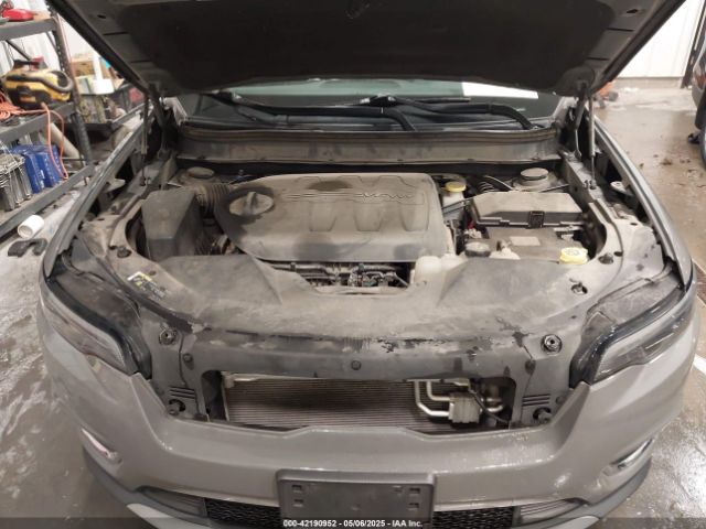 1C4PJMDXXKD350693 Jeep Cherokee Limited 4x4