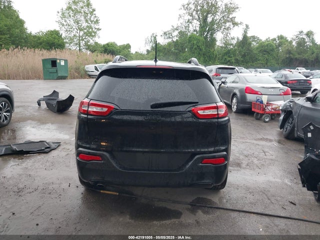1C4PJMCB2FW792397 Jeep Cherokee Latitude Altitude