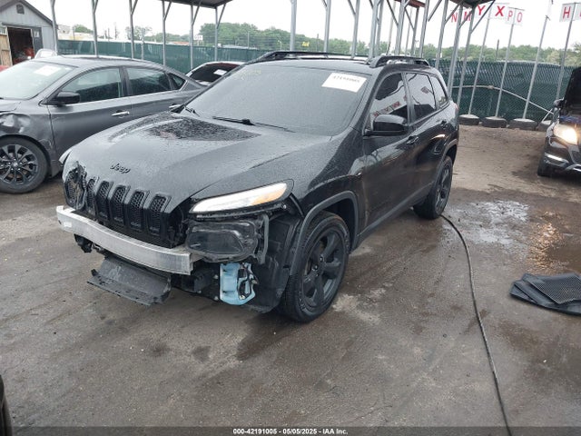 1C4PJMCB2FW792397 Jeep Cherokee Latitude Altitude