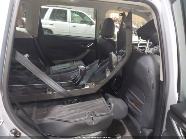 JF2SKAPC8NH520370 Subaru Forester Limited
