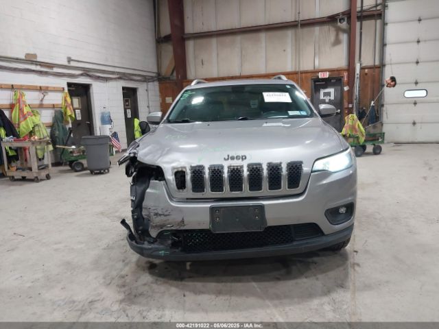1C4PJMLB2KD289149 Jeep Cherokee Latitude Plus 4x4