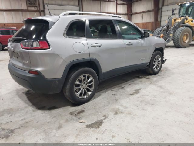 1C4PJMLB2KD289149 Jeep Cherokee Latitude Plus 4x4