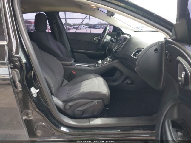 2015 CHRYSLER 200 1C3CCCAB2FN719935 Photo 4