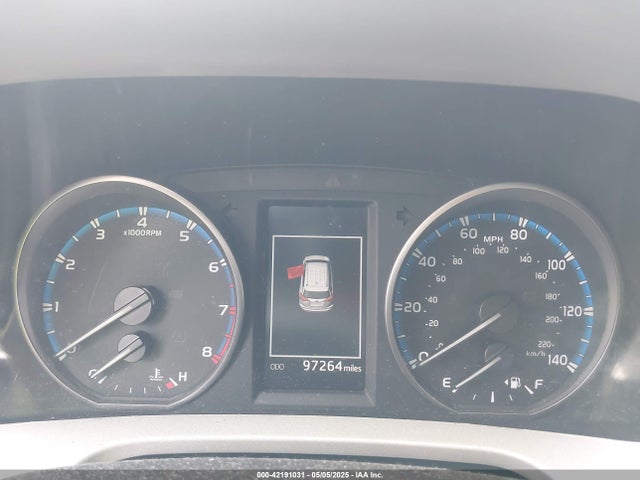 2T3WFREV1JW427878 Toyota Rav4 Xle