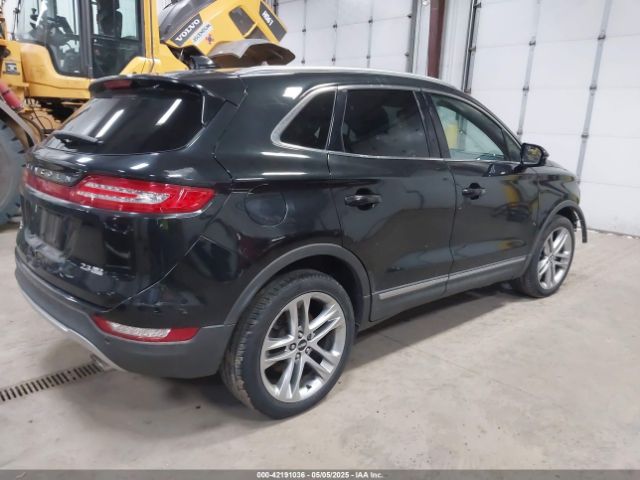 5LMTJ2AH3FUJ40676 Lincoln MKC