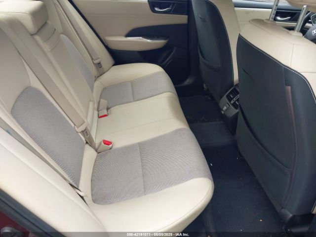 JHMZC5F12JC021958 Honda CLARITY PLUG-IN HYBRID