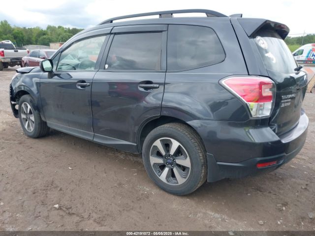 2017 SUBARU FORESTER JF2SJAEC1HH452908 Photo 2