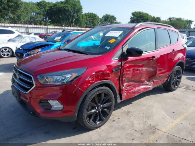 1FMCU0GD5HUC24584 Ford ESCAPE SE