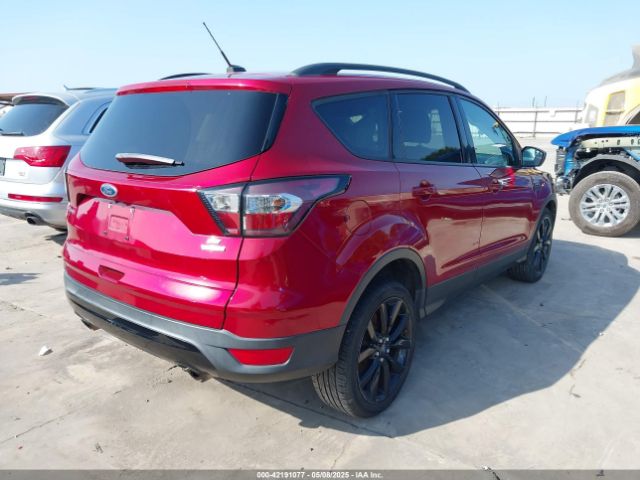 1FMCU0GD5HUC24584 Ford ESCAPE SE