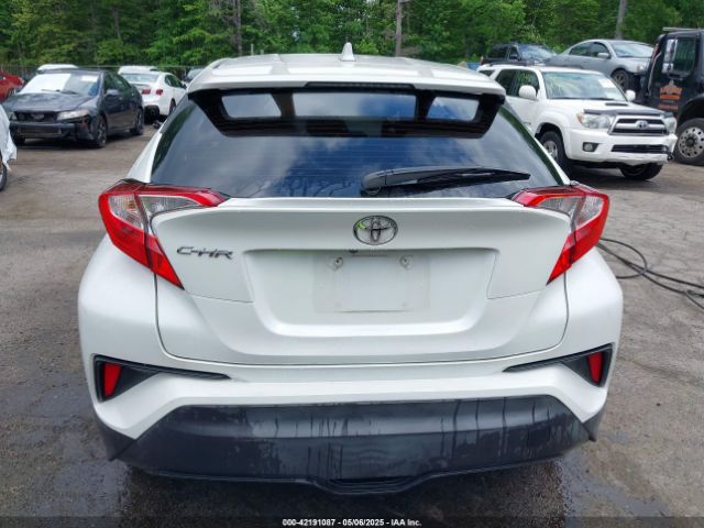 NMTKHMBX9KR095031 Toyota C-HR XLE