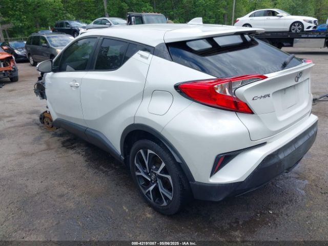 NMTKHMBX9KR095031 Toyota C-HR XLE