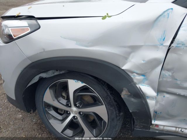 KM8J3CA29HU596173 Hyundai Tucson Sport