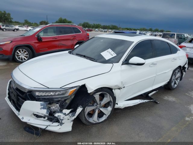 1HGCV1F9XJA047799 Honda Accord Touring