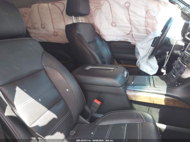 2018 GMC YUKON XL 1GKS2HKJ7JR355210 Photo 4