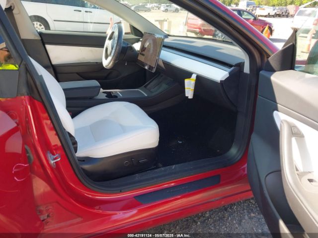 2021 TESLA MODEL 3 5YJ3E1EA8MF842663 Photo 4