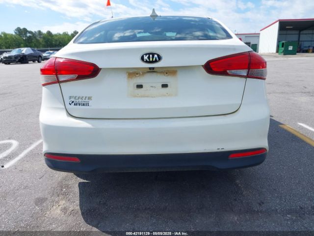 3KPFL4A70JE169397 KIA FORTE LX
