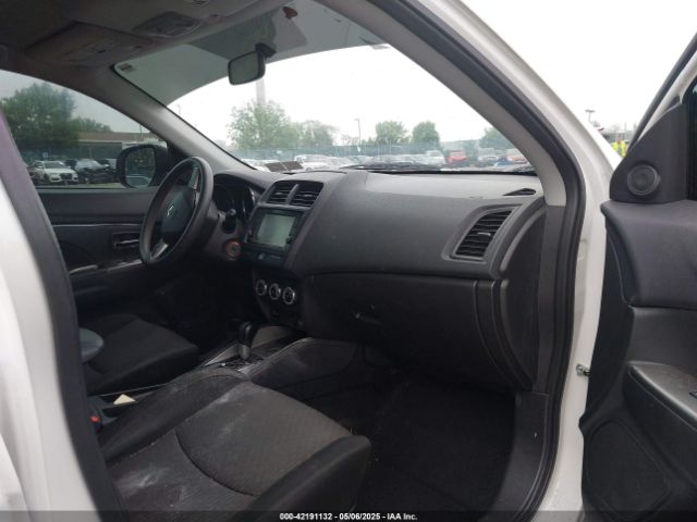 2018 MITSUBISHI OUTLANDER SPORT JA4AP3AU6JU011611 Photo 4