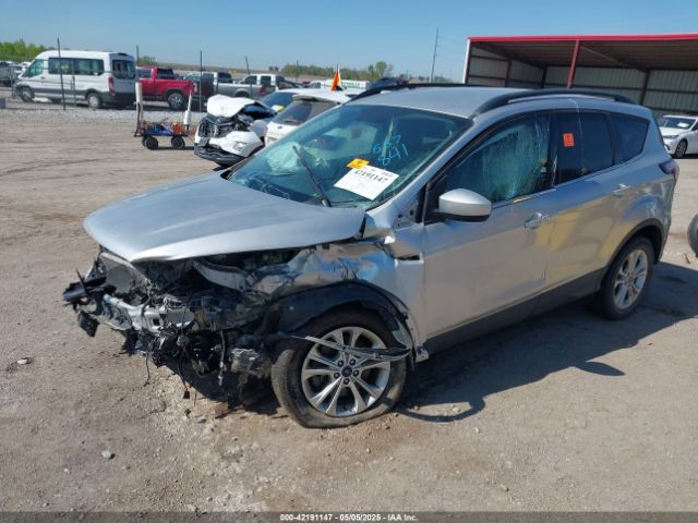 2018 FORD ESCAPE 1FMCU9GDXJUB15306 Photo 1