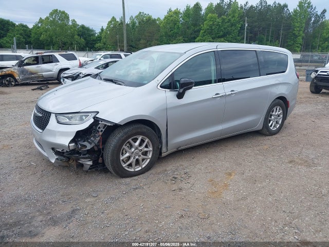 Chrysler Pacifica Touring L 2024 2C4RC1BG8RR132876 Image 2